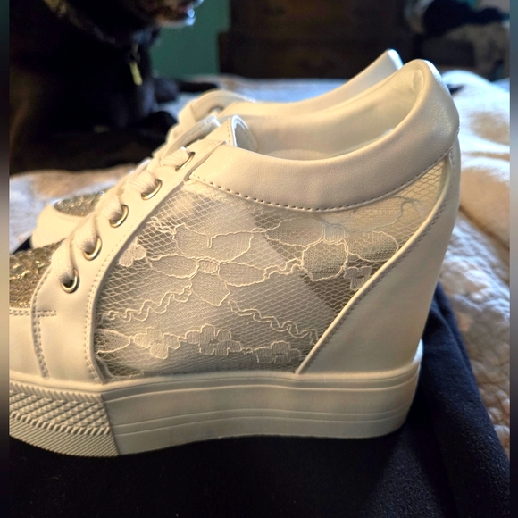 ASN NWT Women's White Platform White Shoes Sz 6 - Picture 5 of 10
